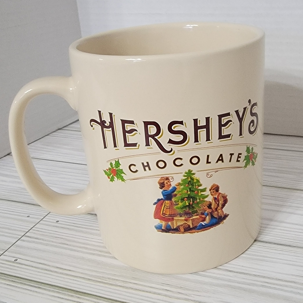 Hershey's Chocolate X-Large Coffee Tea Mug Ceramic Christmas Tree Advertising